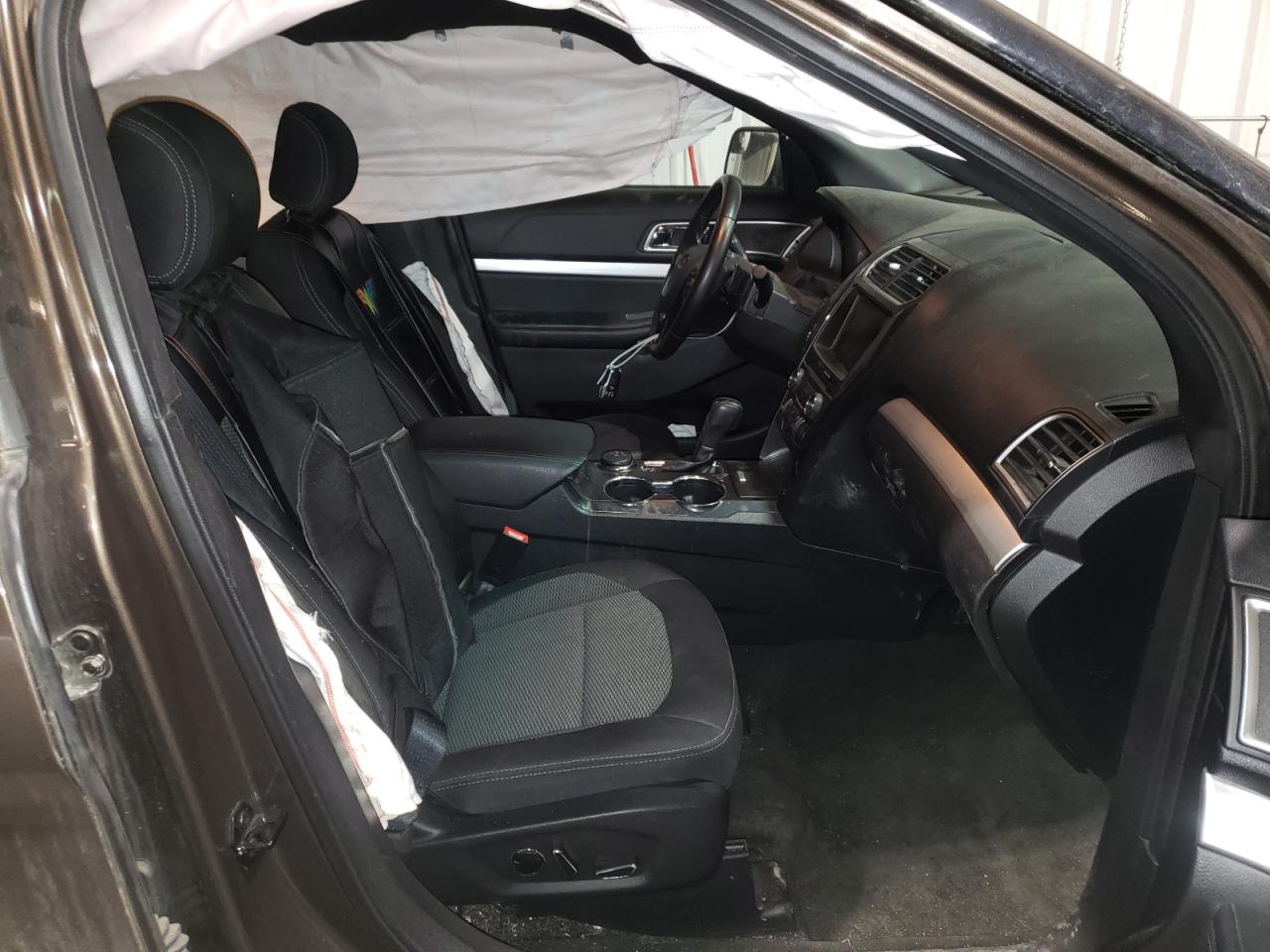 Photo 5 from auction – 2016 FORD EXPLORER X with VIN 1FM5K8D83GGC50814