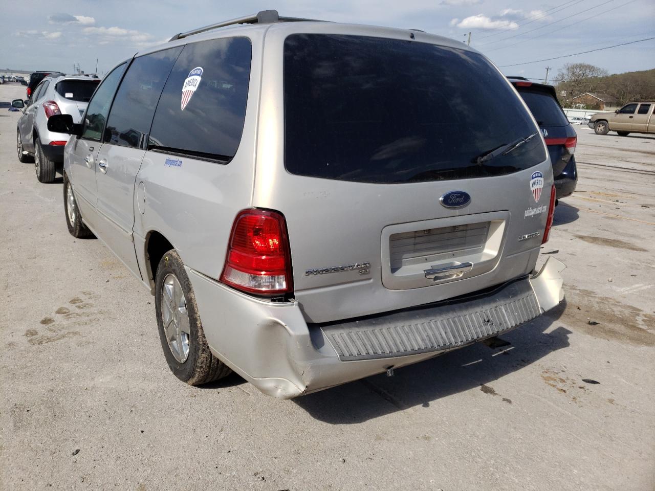 Photo 3 from auction – 2006 FORD FREESTAR L with VIN 2FMDA58216BA28894