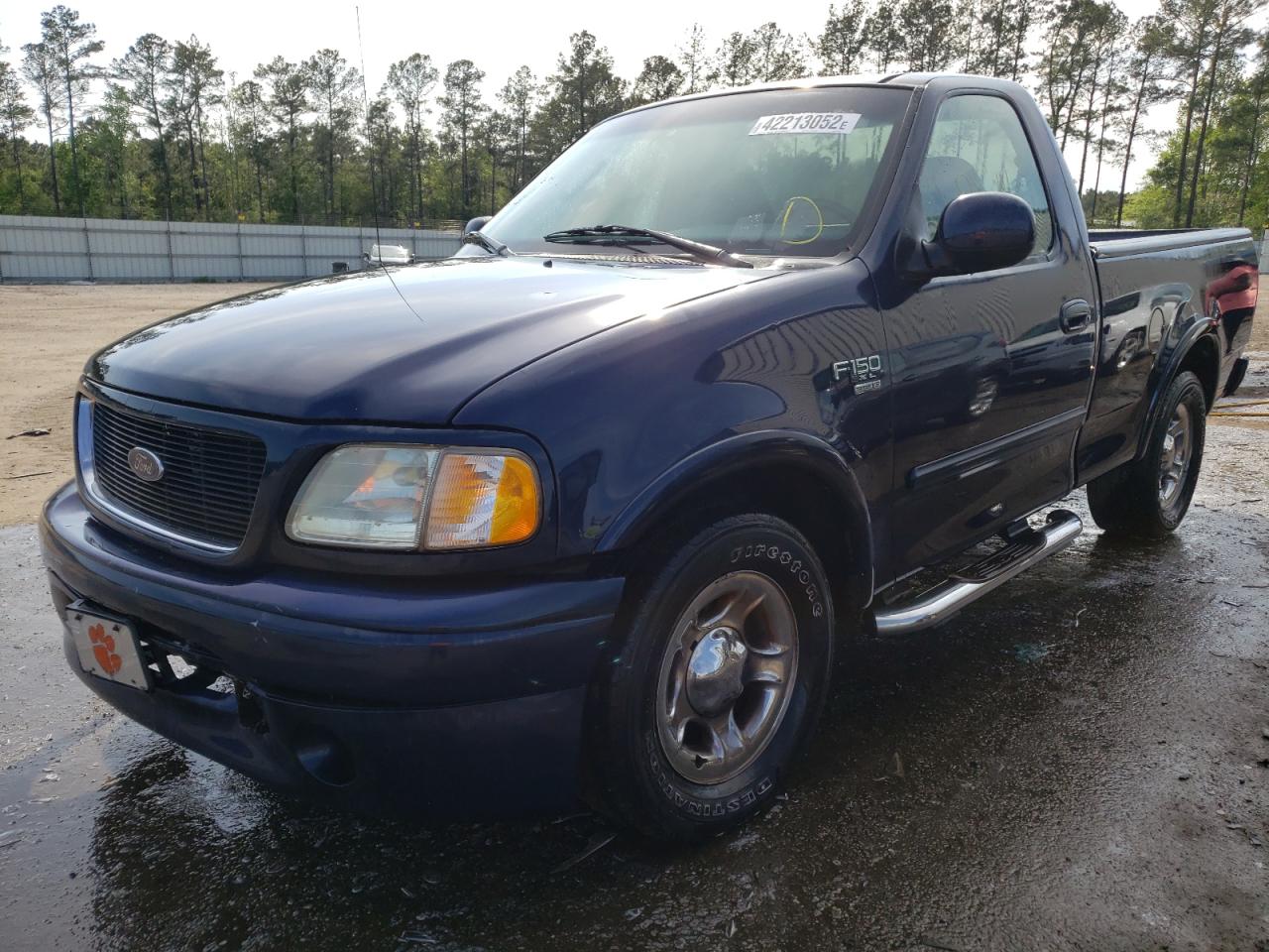 Photo 2 from auction – 2003 FORD F150 with VIN 2FTRF17W53CB07953