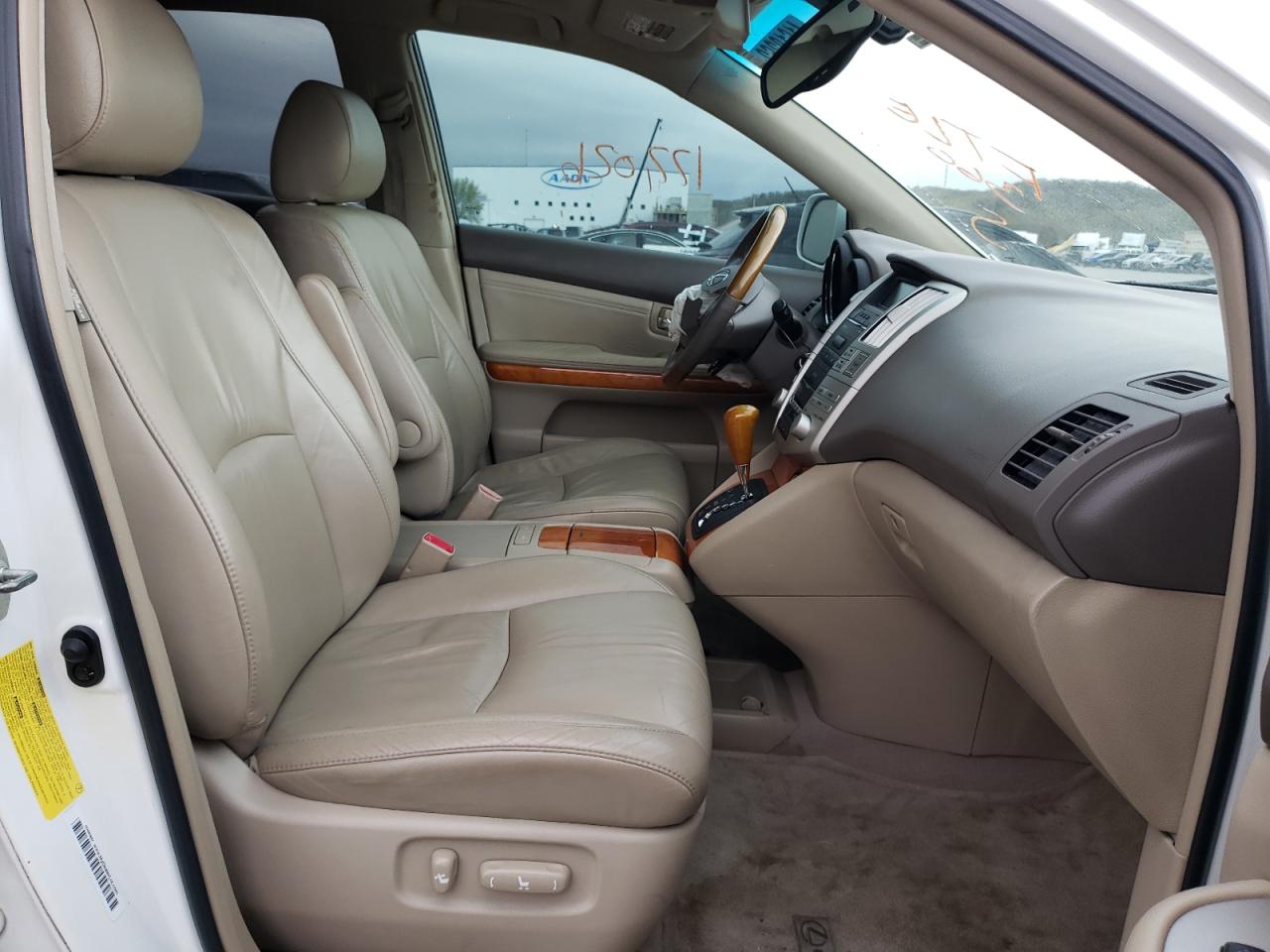 Photo 5 from auction – 2005 LEXUS RX 330 with VIN 2T2GA31U95C031237
