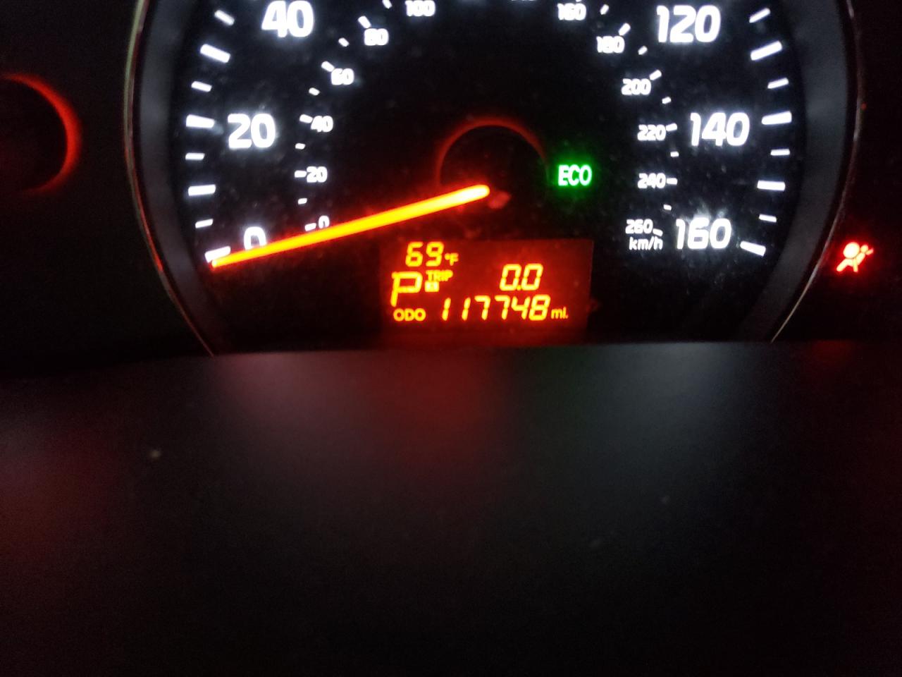 Photo 8 from auction – 2014 KIA SORENTO LX with VIN 5XYKTCA64EG467864