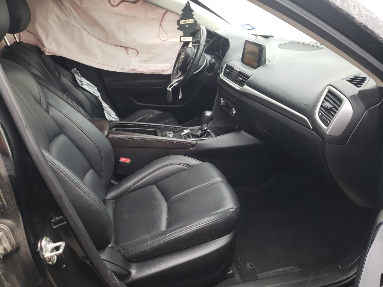 Photo 5 from auction – 2017 MAZDA 3 TOURING with VIN JM1BN1V73H1106020