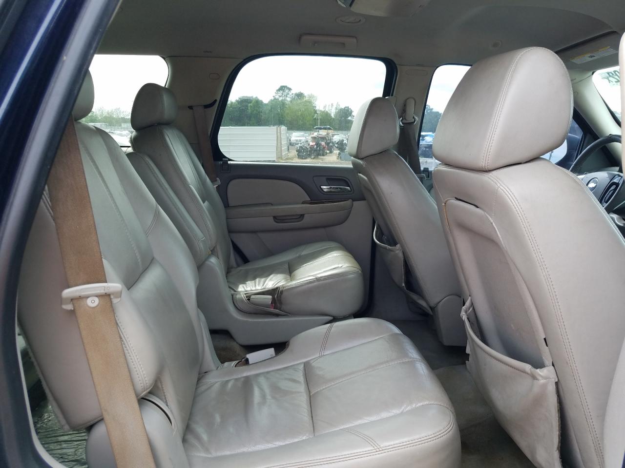Photo 6 from auction – 2008 CHEVROLET TAHOE C150 with VIN 1GNFC130X8R218836