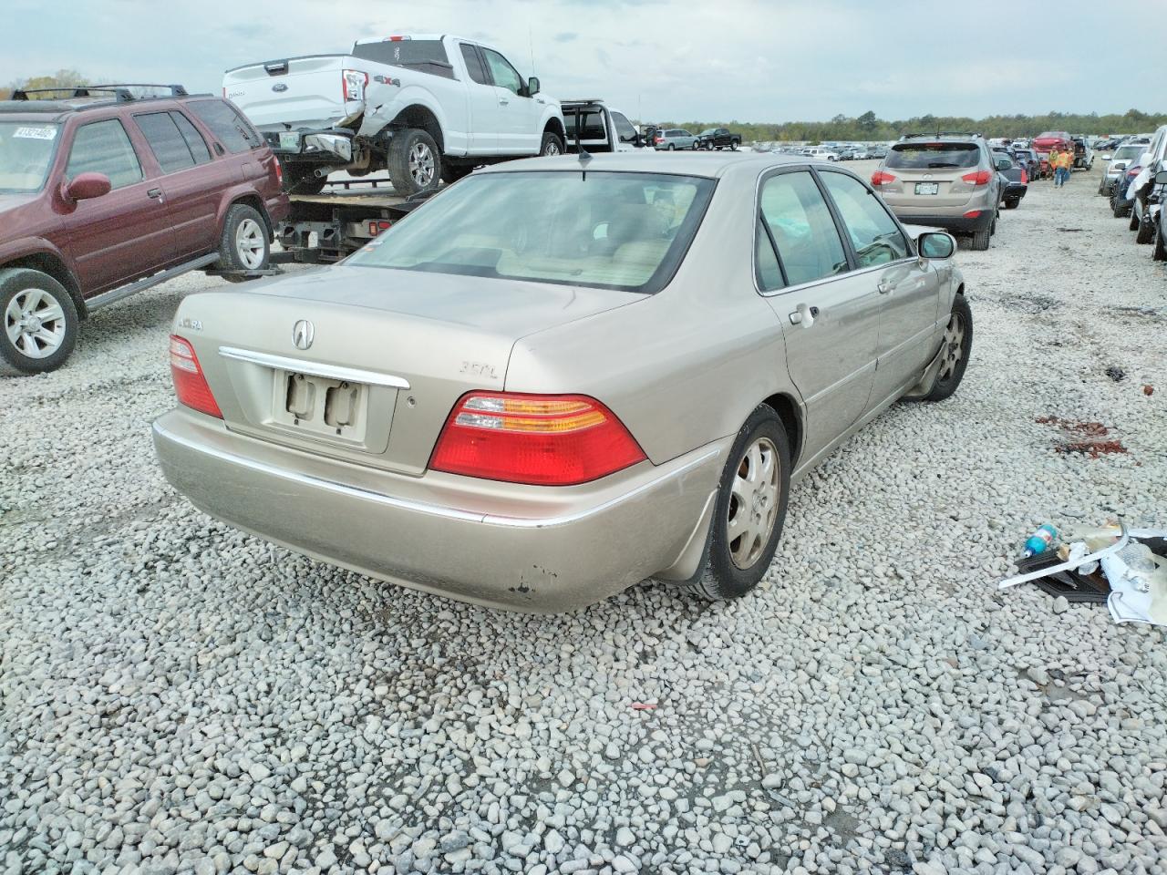 Photo 4 from auction – 2002 ACURA 3.5RL with VIN JH4KA96502C013134