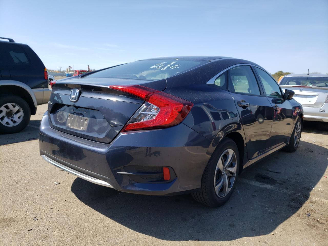 Photo 4 from auction – 2019 HONDA CIVIC LX with VIN 2HGFC2F68KH523517