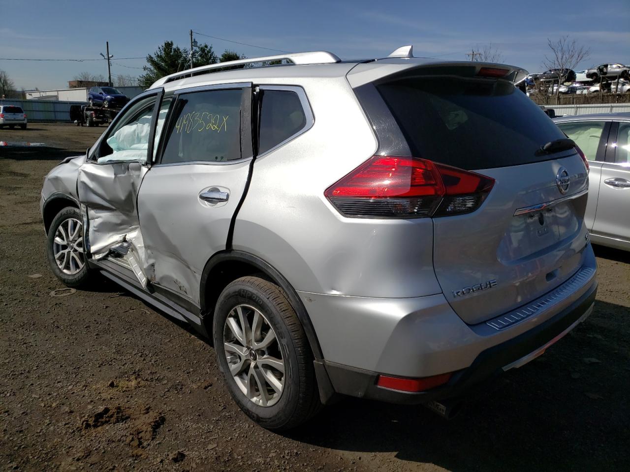 Photo 3 from auction – 2017 NISSAN ROGUE S with VIN KNMAT2MV5HP541030
