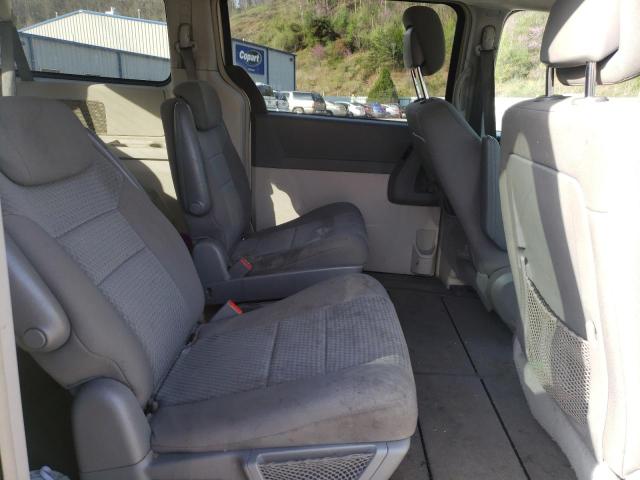Photo 6 from auction – 2010 CHRYSLER TOWN & COU with VIN 2A4RR5D16AR414771