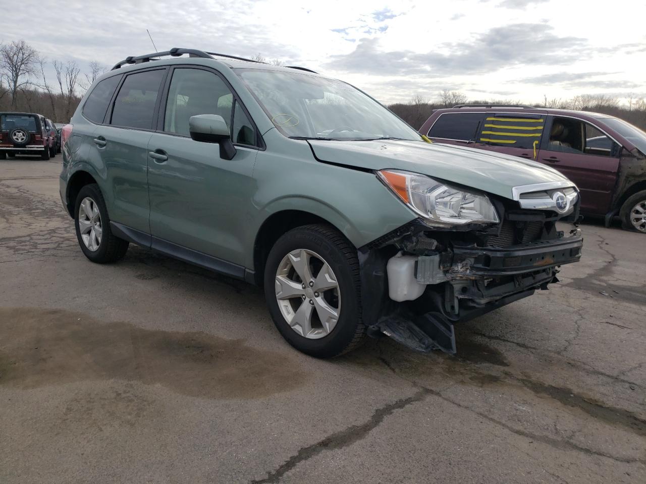 SUBARU FORESTER 2 2015 with VIN JF2SJADC4FH531116 - Photo from auction