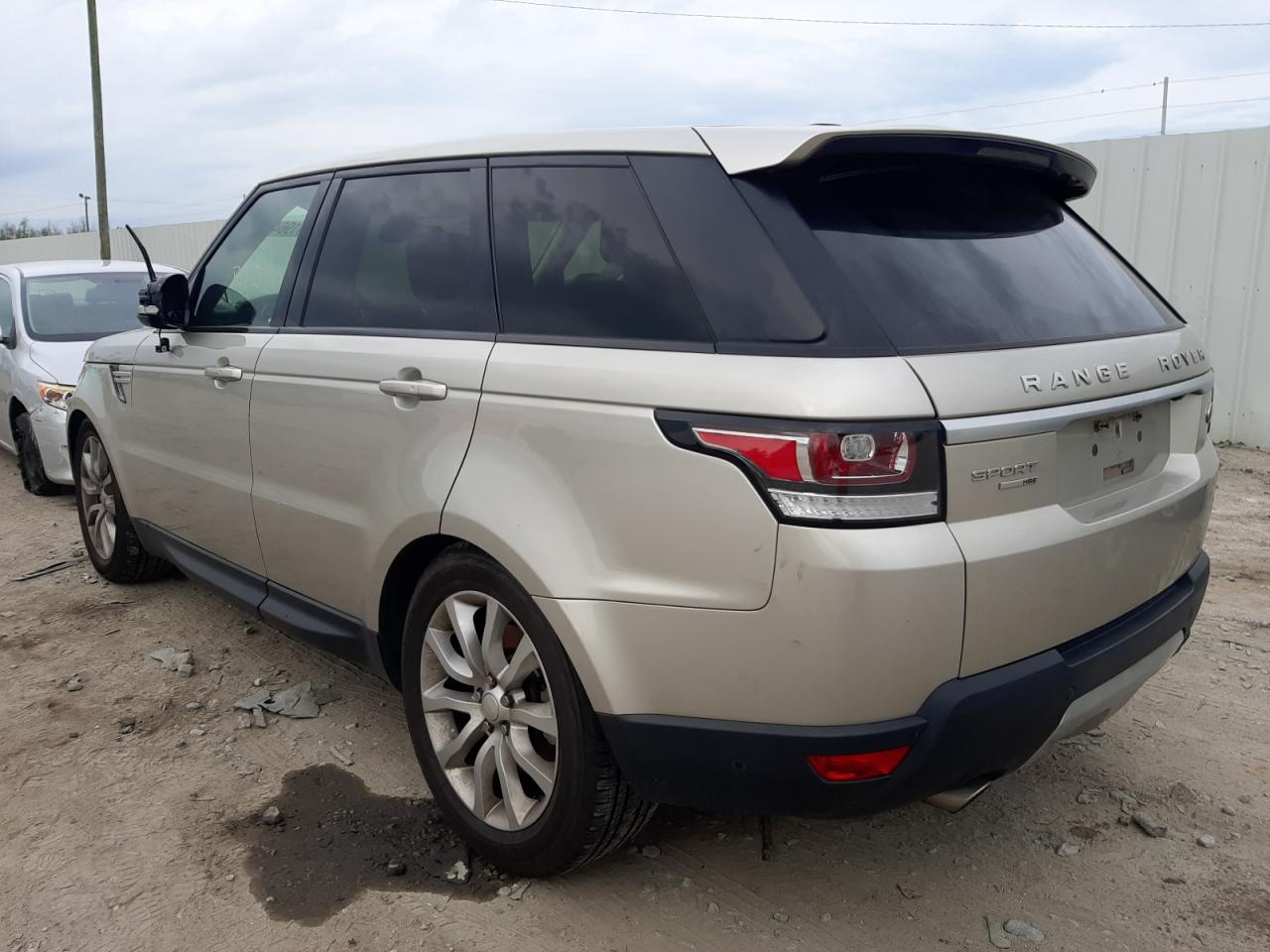 Photo 3 from auction – 2015 LAND ROVER RANGE ROVE with VIN SALWR2VF8FA515509
