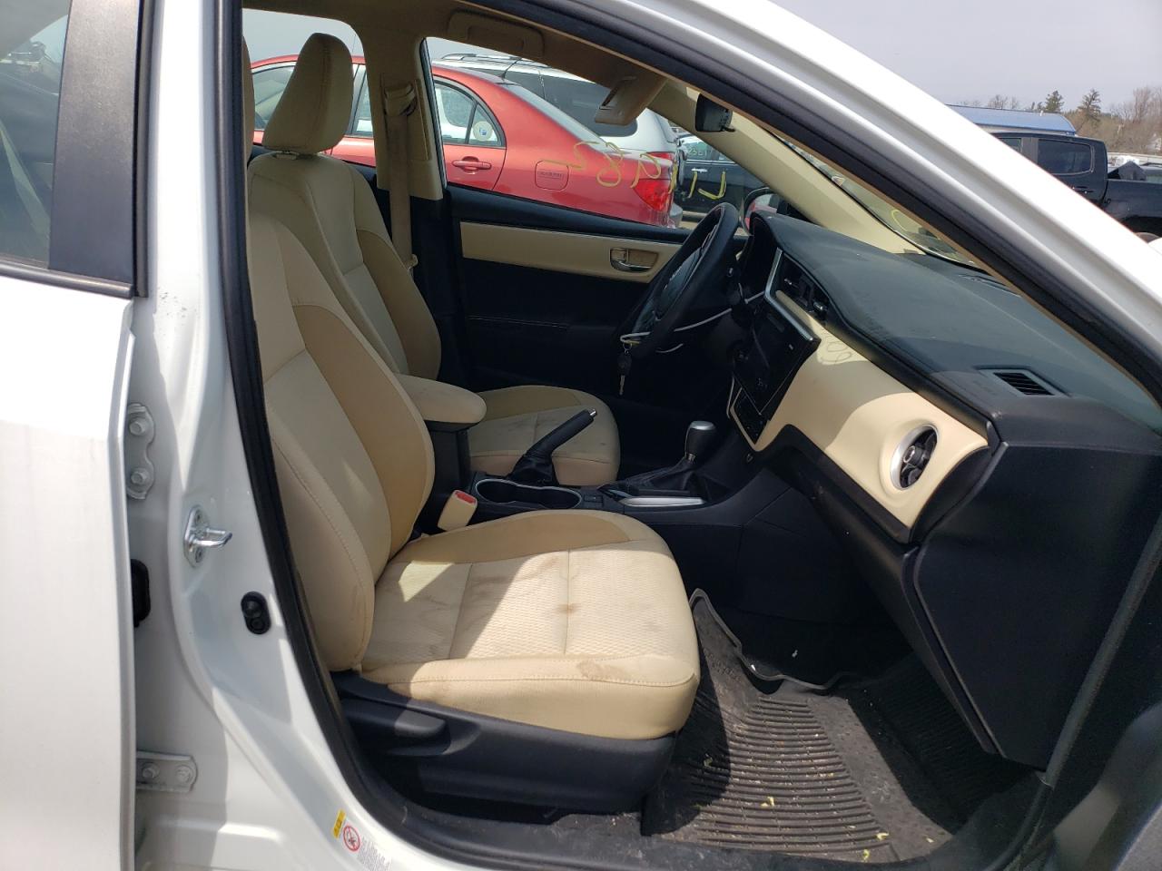 Photo 5 from auction – 2017 TOYOTA COROLLA L with VIN 2T1BURHE8HC765279