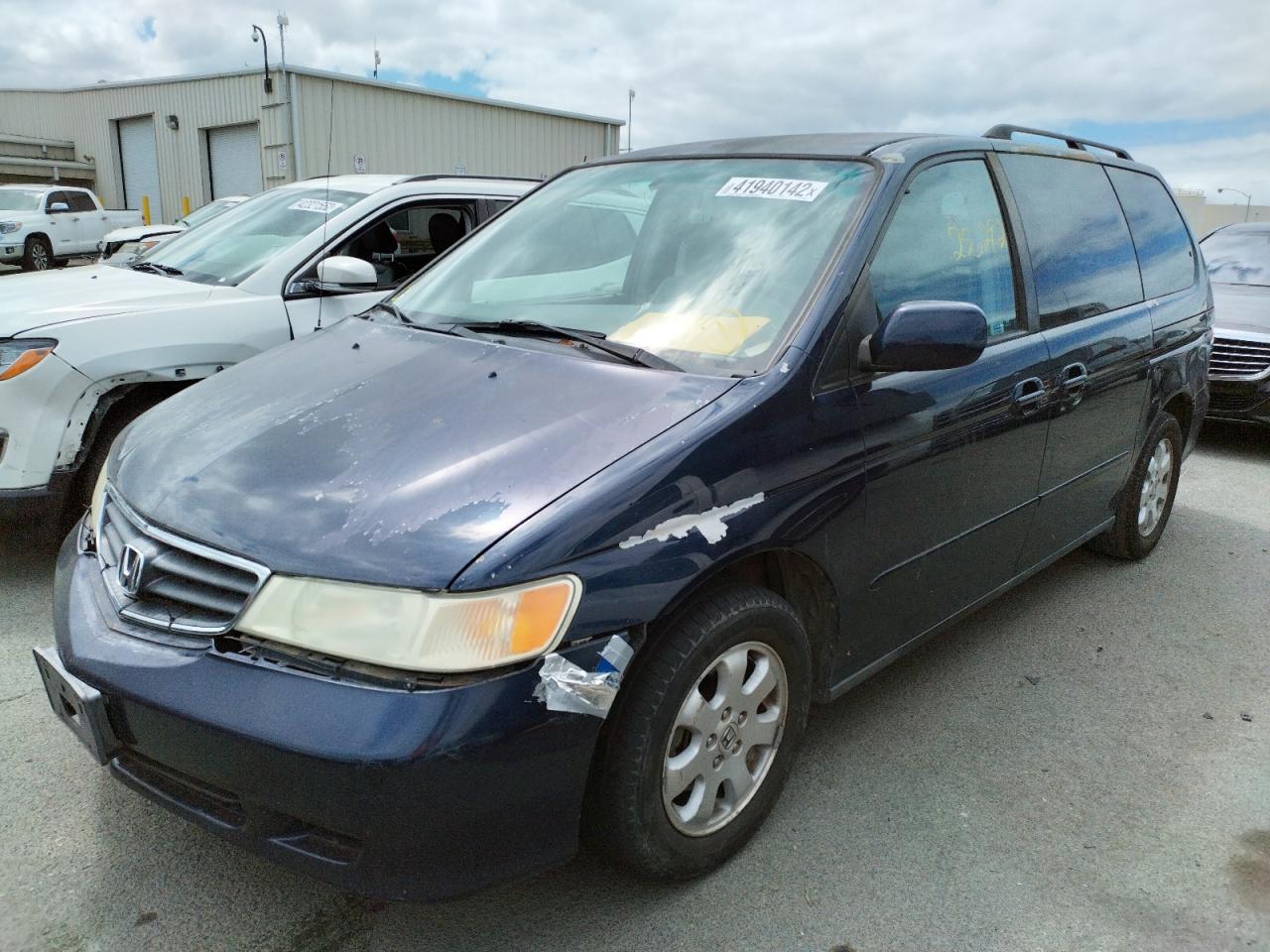 Photo 2 from auction – 2004 HONDA ODYSSEY EX with VIN 5FNRL188X4B106963