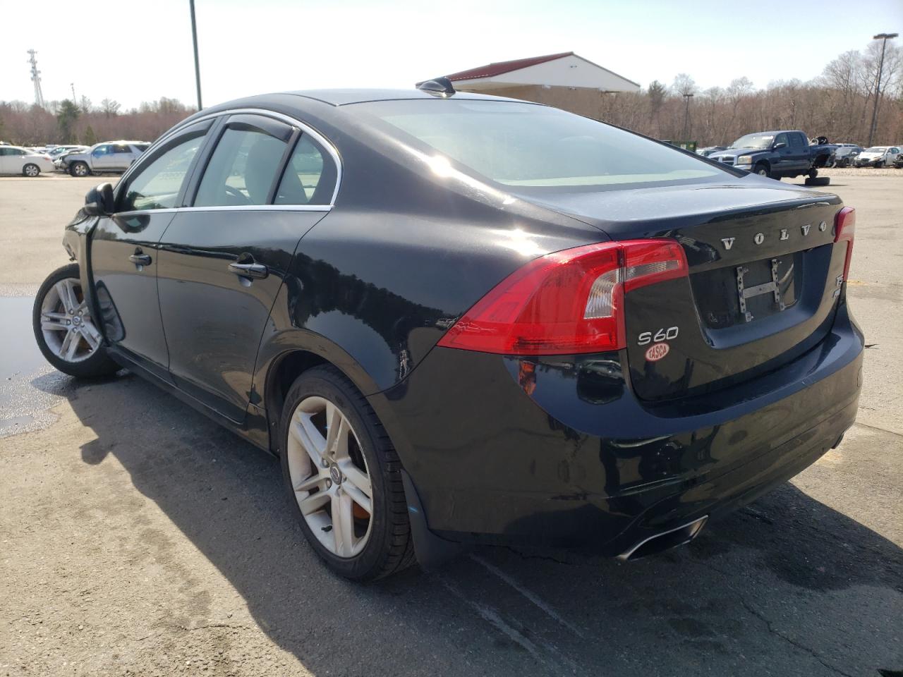 Photo 3 from auction – 2015 VOLVO S60 PLATIN with VIN YV1612TD4F2316932