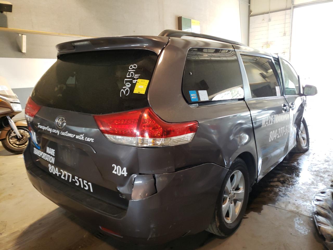 Photo 4 from auction – 2011 TOYOTA SIENNA LE with VIN 5TDKK3DC0BS174398