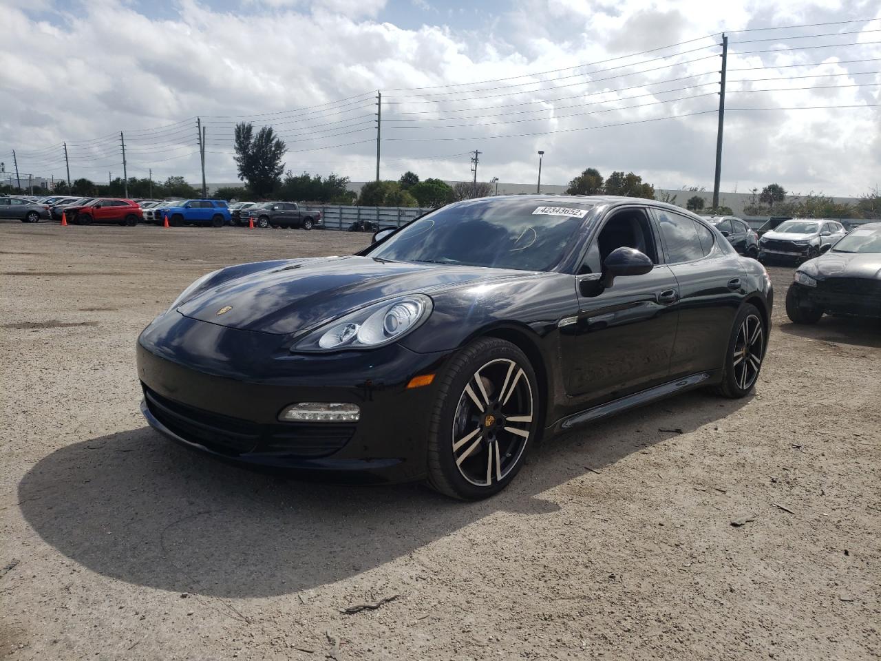 Photo 2 from auction – 2011 PORSCHE PANAMERA 2 with VIN WP0AA2A76BL020876