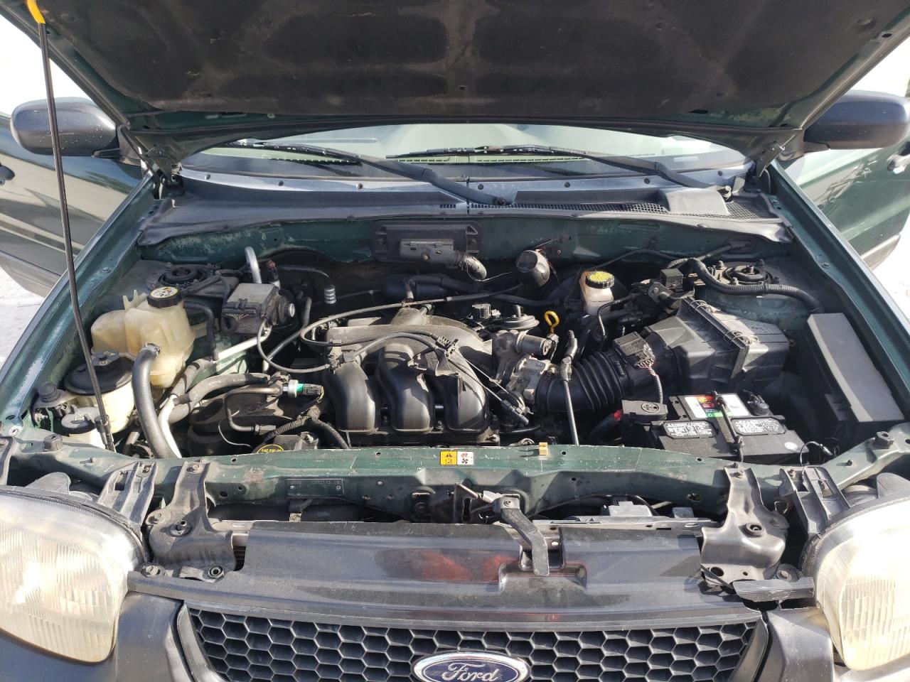 Photo 7 from auction – 2001 FORD ESCAPE XLT with VIN 1FMYU04101KE84344