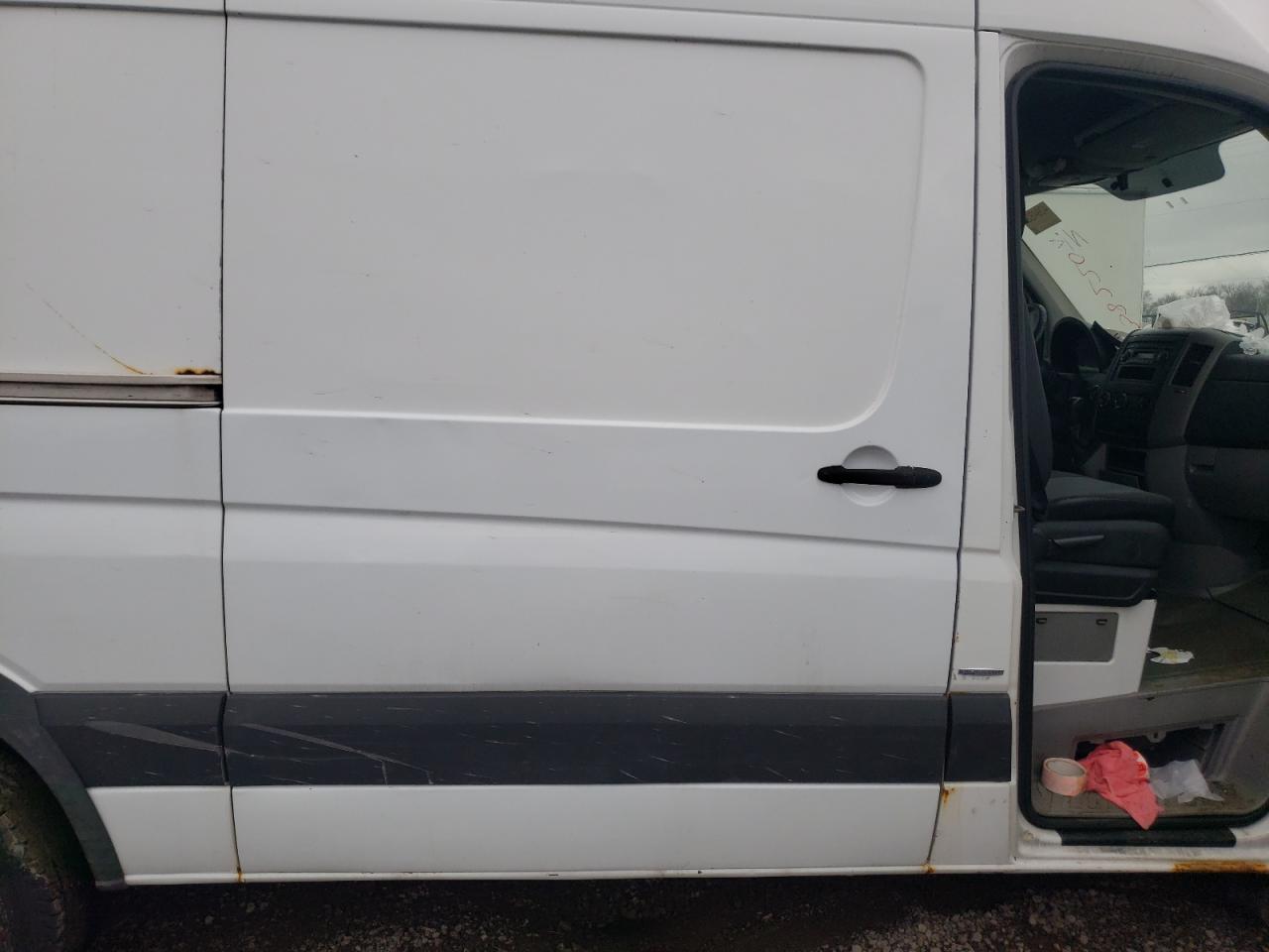 Photo 6 from auction – 2012 MERCEDES-BENZ SPRINTER 3 with VIN WD3PF3CC5C5638220