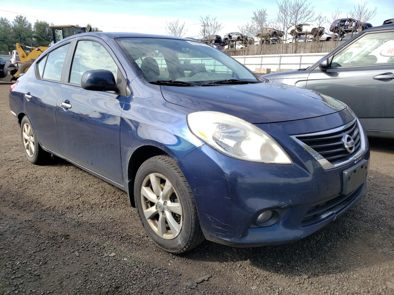 NISSAN VERSA S 2013 with VIN 3N1CN7AP1DL821820 - Photo from auction