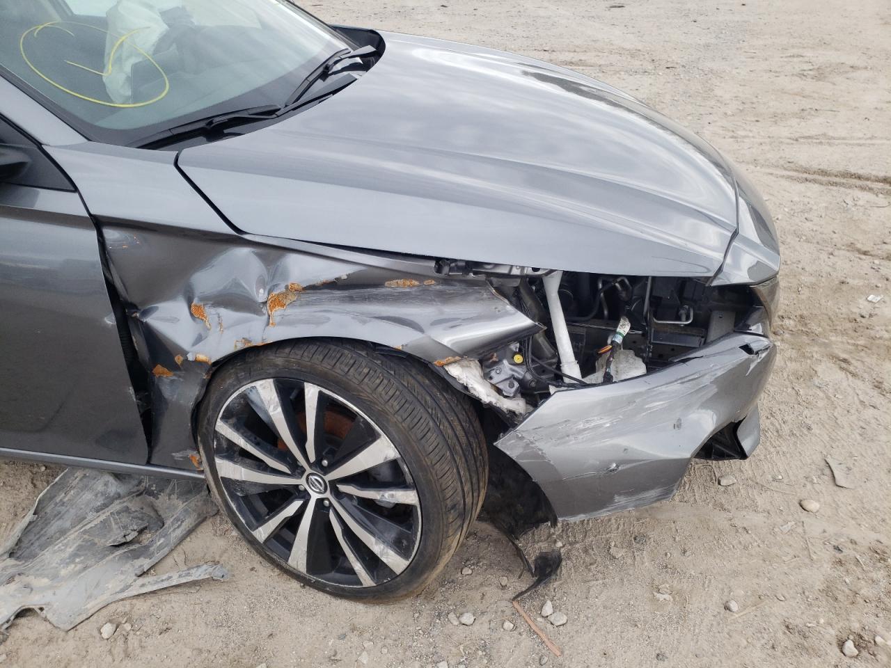 Photo 9 from auction – 2020 NISSAN ALTIMA SR with VIN 1N4BL4CV5LC192085