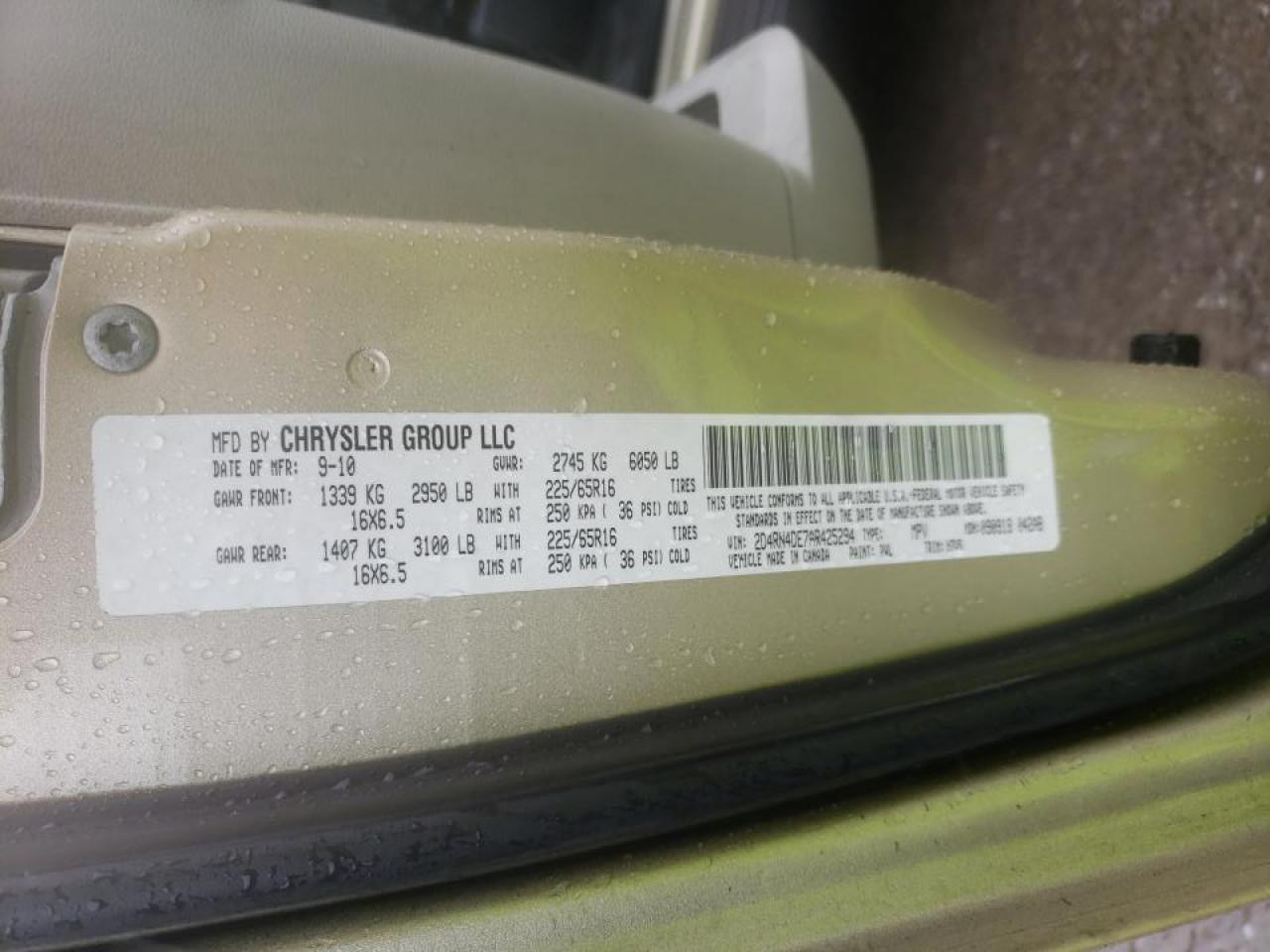 Photo 10 from auction – 2010 DODGE GRAND CARA with VIN 2D4RN4DE7AR425294