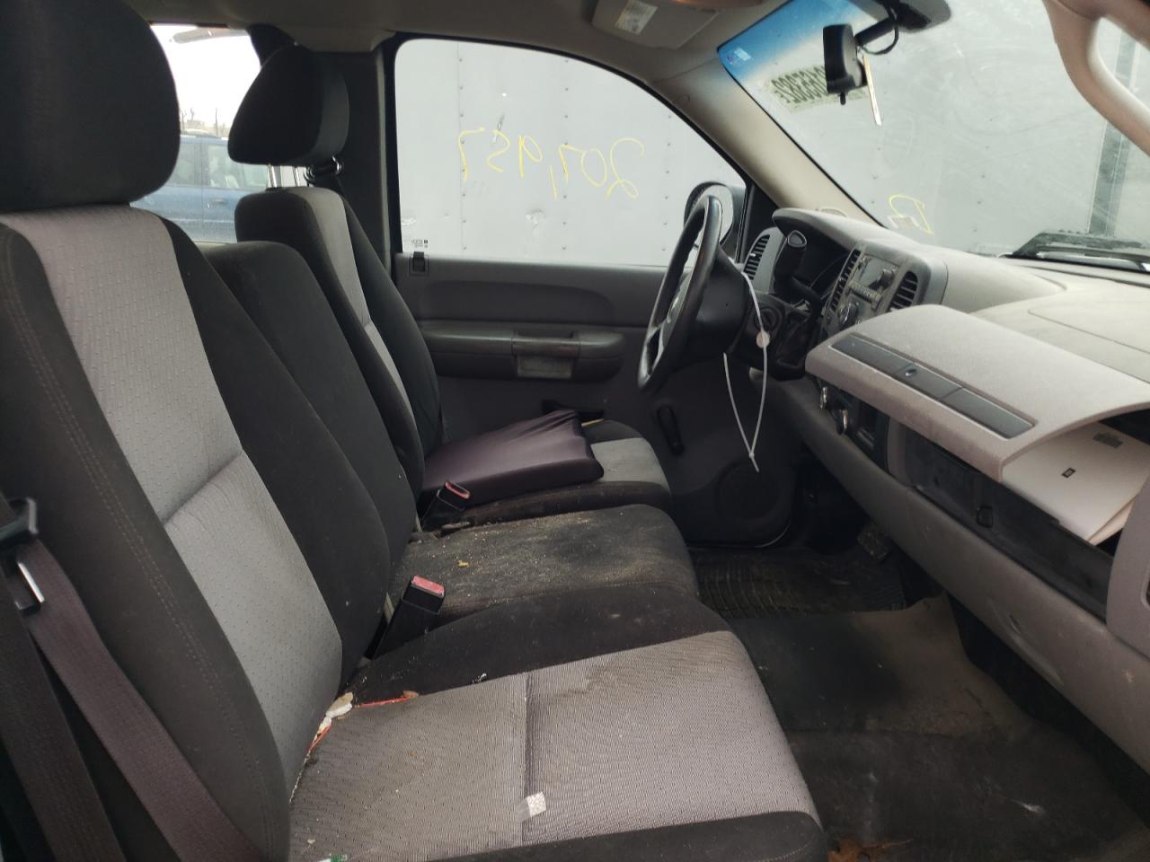 Photo 5 from auction – 2009 CHEVROLET SILVERADO with VIN 1GCEC19XX9Z293806