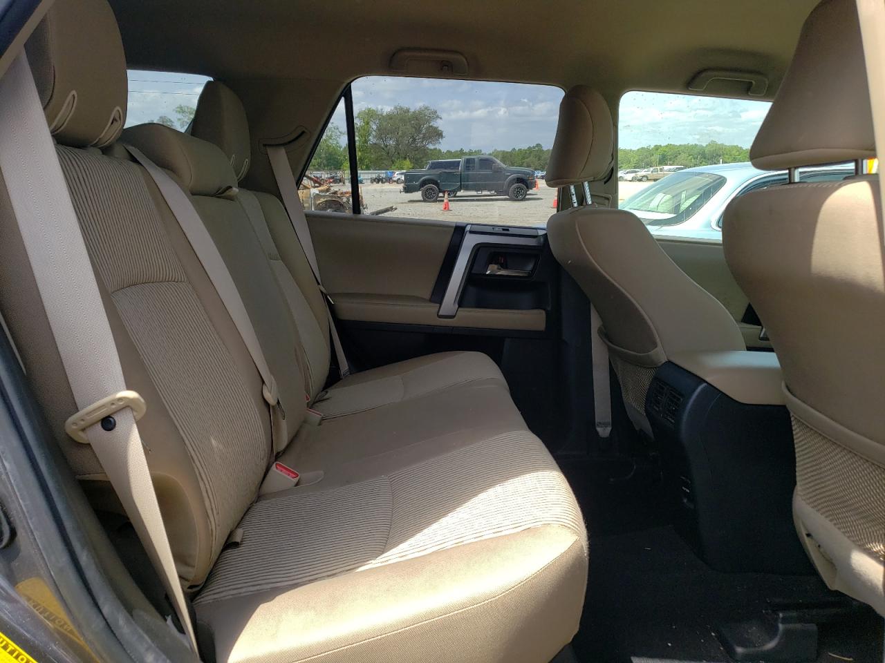 Zdjęcie 6 z aukcji – 2016 TOYOTA 4RUNNER SR z VIN JTEZU5JRXG5144332