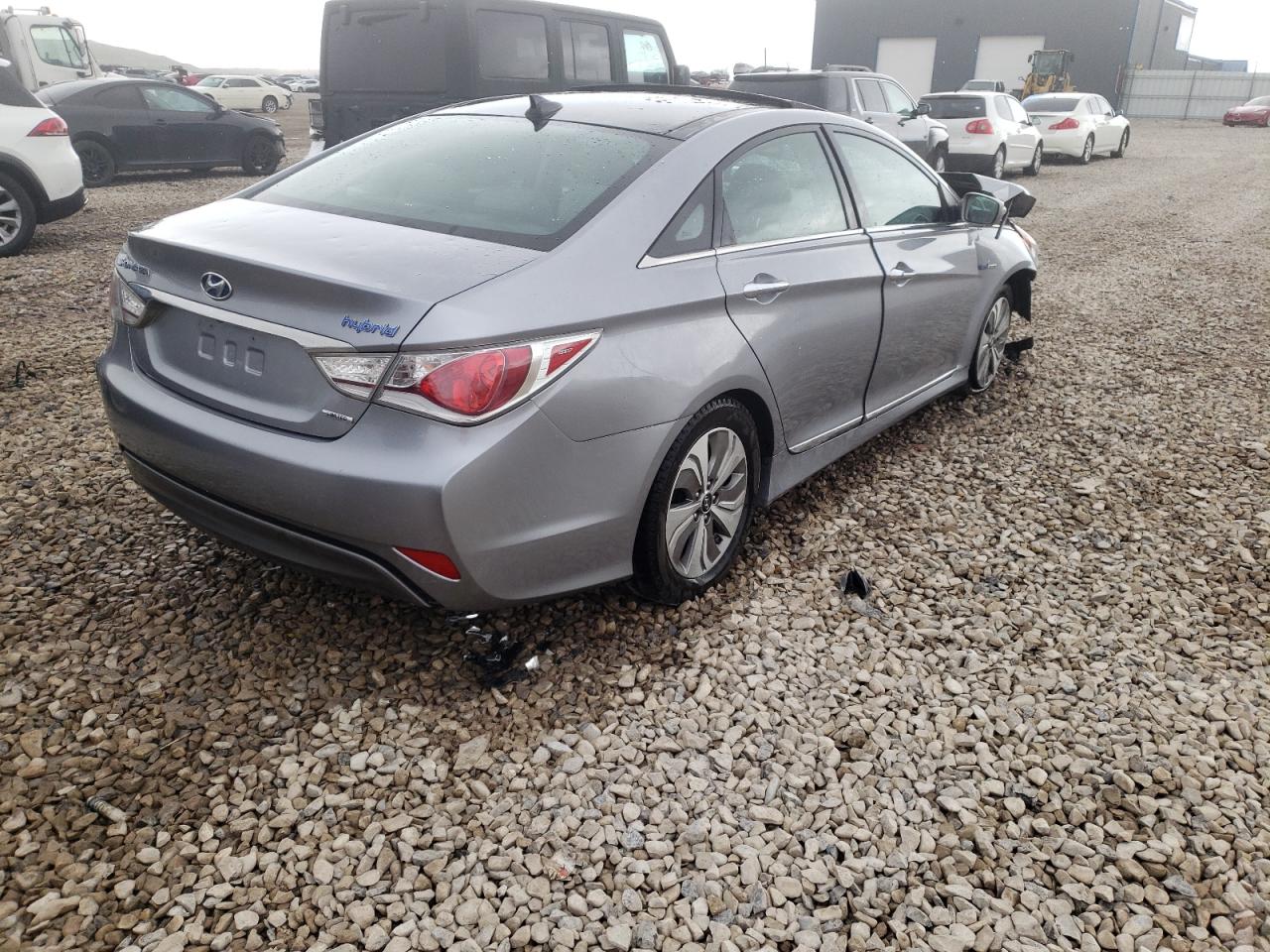 Photo 4 from auction – 2015 HYUNDAI SONATA HYB with VIN KMHEC4A49FA128127