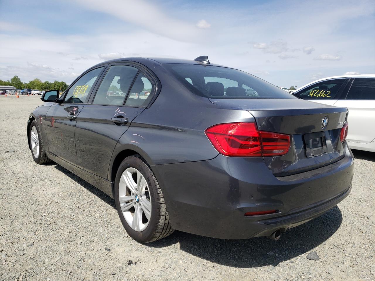 Photo 3 from auction – 2016 BMW 328 D with VIN WBA8E5C56GK388422