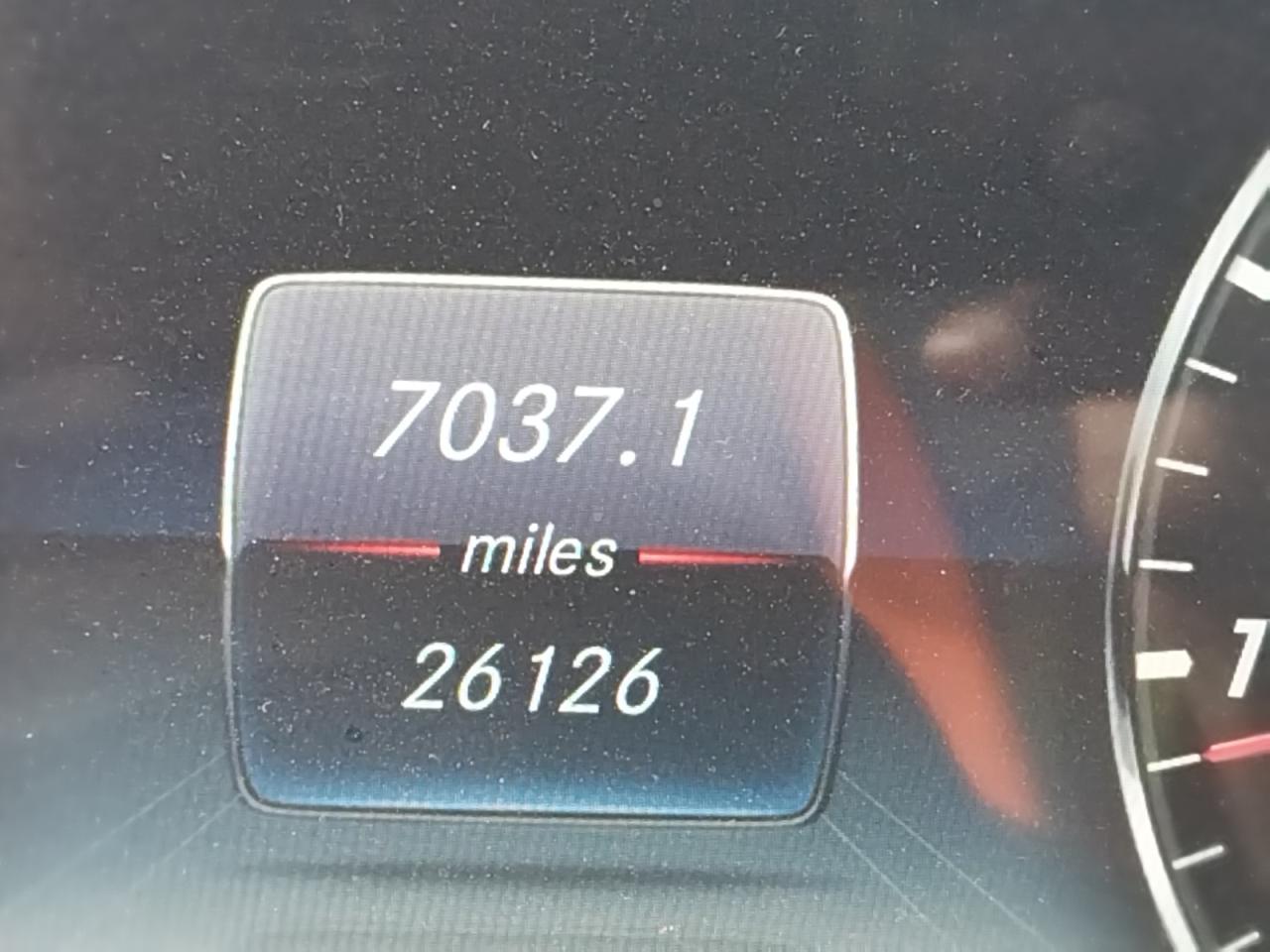 Photo 8 from auction – 2020 MERCEDES-BENZ E 350 with VIN W1KZF8DB5LA764544