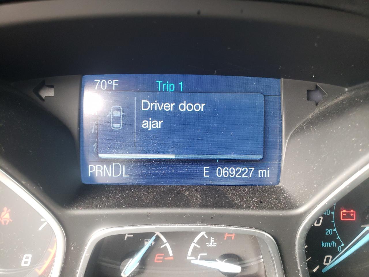 Photo 8 from auction – 2014 FORD FOCUS SE with VIN 1FADP3F21EL435726
