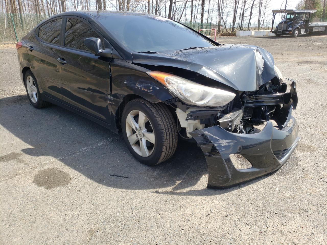 Photo 1 from auction – 2012 HYUNDAI ELANTRA GL with VIN KMHDH4AE7CU181473