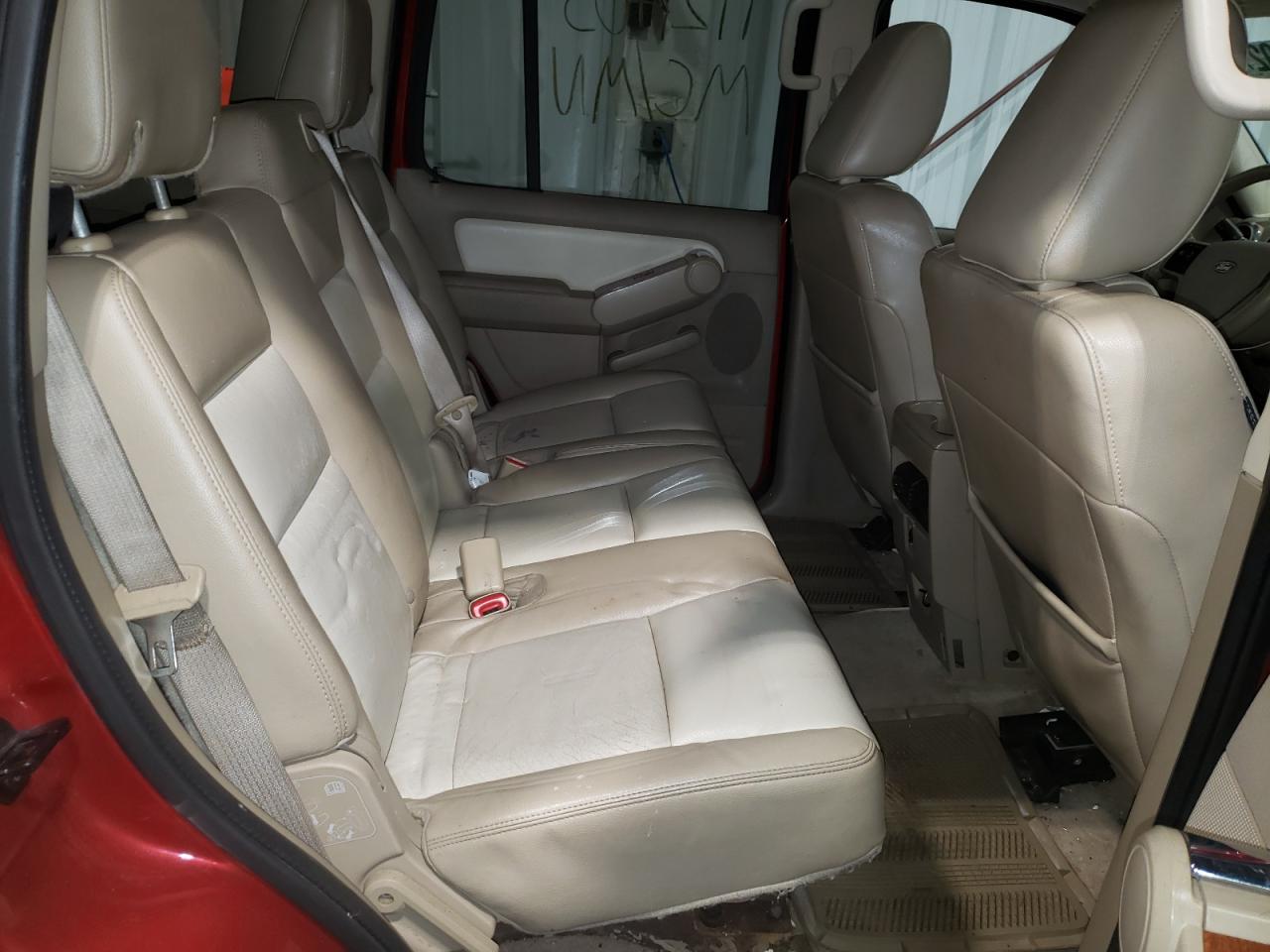 Photo 6 from auction – 2010 FORD EXPLORER E with VIN 1FMEU7EE1AUA34168