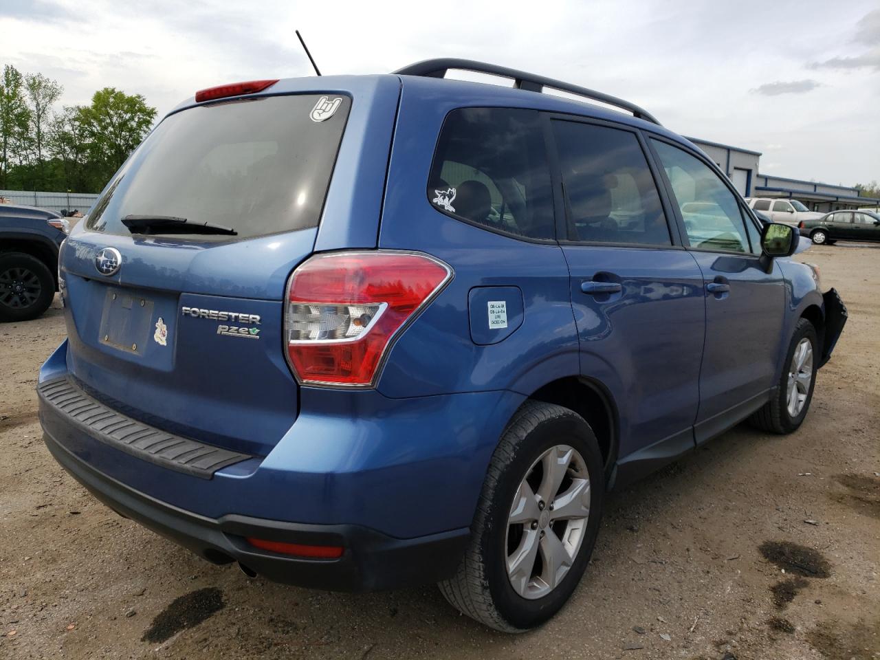 Photo 4 from auction – 2015 SUBARU FORESTER 2 with VIN JF2SJADC0FH403875