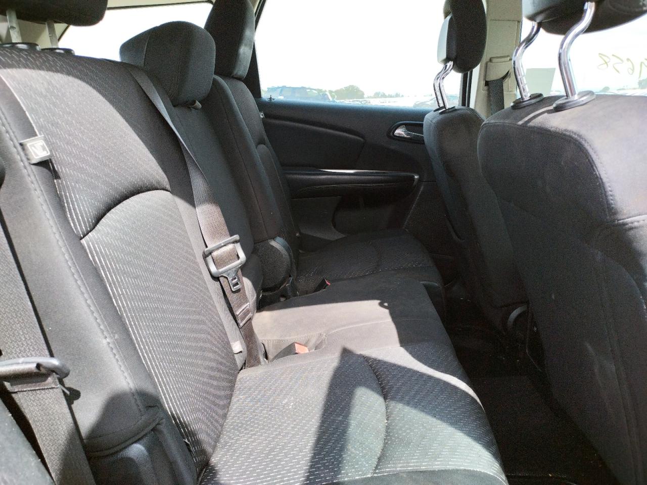Photo 6 from auction – 2014 DODGE JOURNEY SE with VIN 3C4PDCAB2ET226958