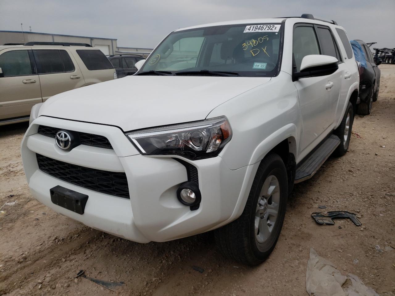 Photo 2 from auction – 2019 TOYOTA 4RUNNER SR with VIN JTEZU5JR5K5201660