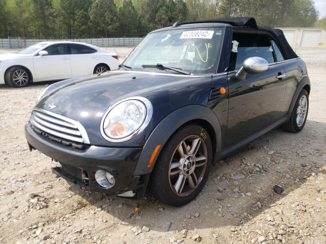 Photo 2 from auction – 2011 MINI COOPER with VIN WMWZN3C53BT132864