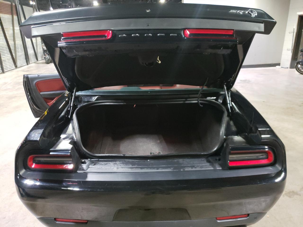 Photo 10 from auction – 2019 DODGE CHALLENGER with VIN 2C3CDZC99KH683366