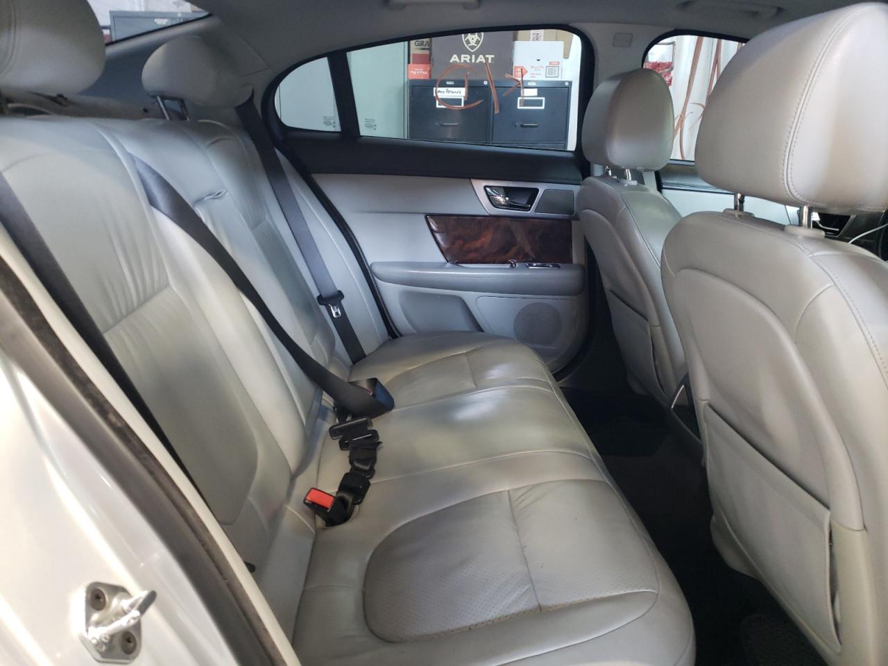 Photo 6 from auction – 2009 JAGUAR XF PREMIUM with VIN SAJXA06B29HR23133