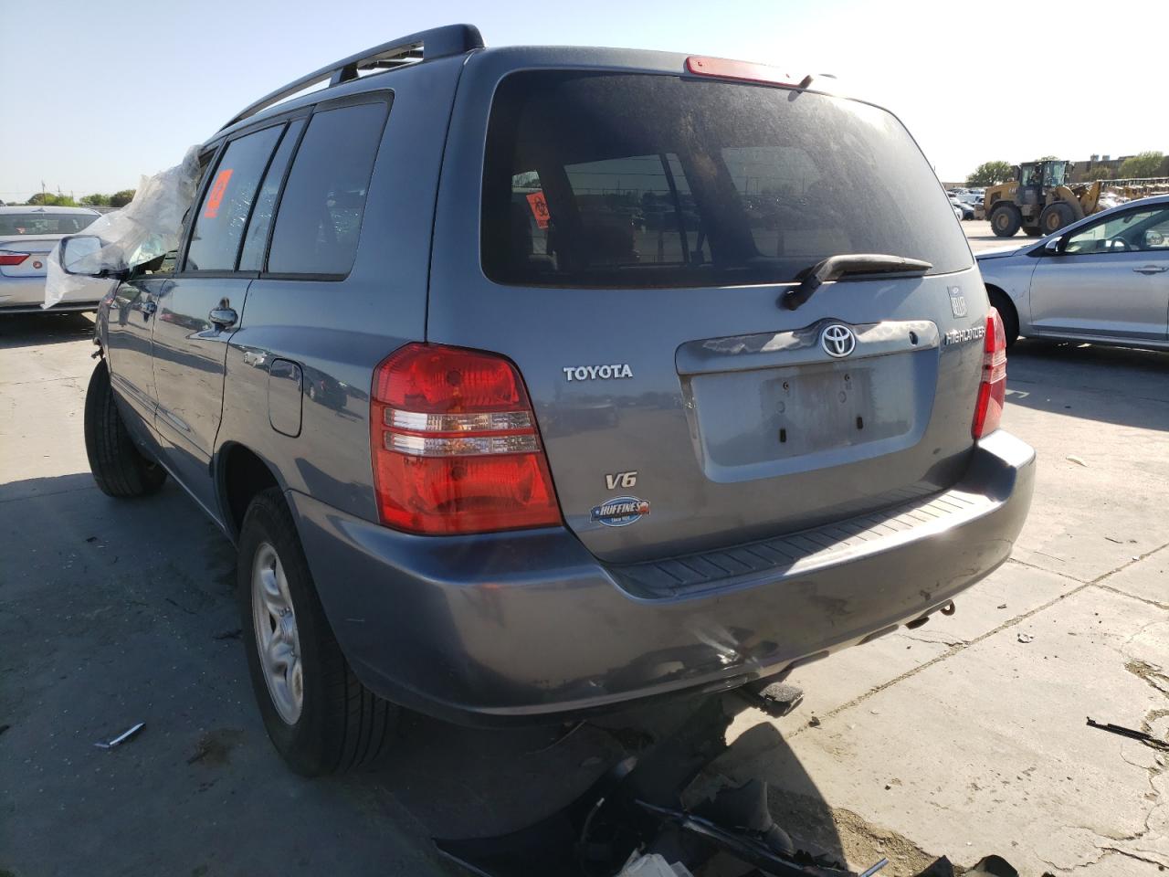 Photo 3 from auction – 2002 TOYOTA HIGHLANDER with VIN JTEGF21A220070419