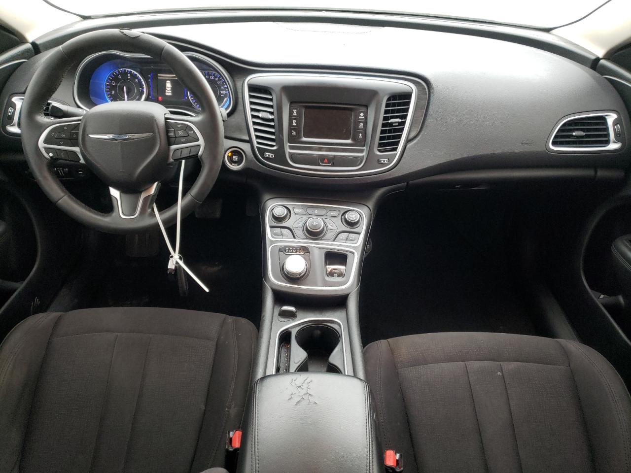Photo 9 from auction – 2015 CHRYSLER 200 LIMITE with VIN 1C3CCCAB8FN591510