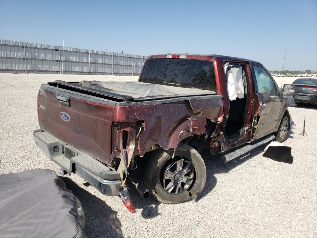 Photo 4 from auction – 2015 FORD F150 SUPER with VIN 1FTEW1CG4FKE56437