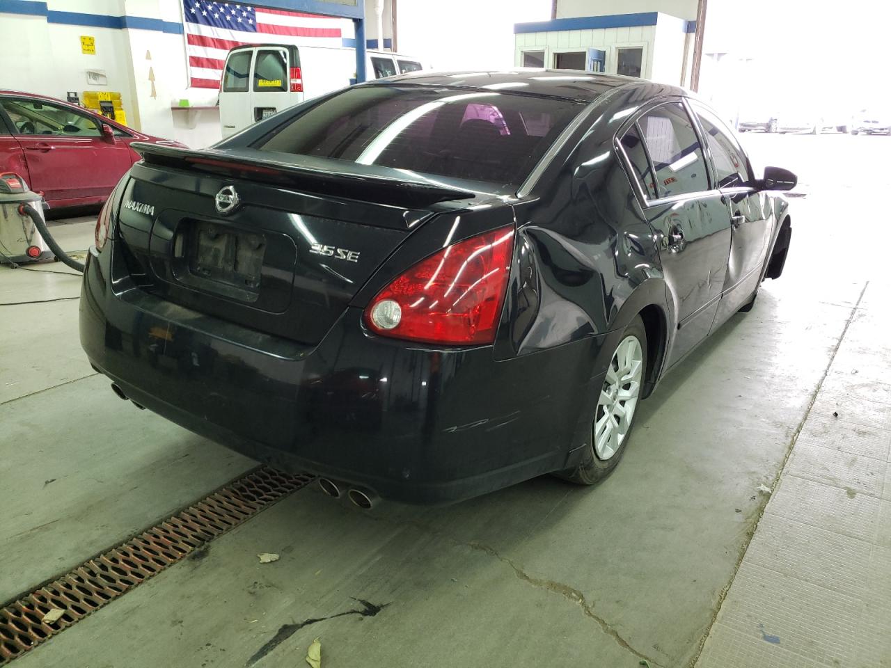 Photo 4 from auction – 2004 NISSAN MAXIMA SE with VIN 1N4BA41E74C842285