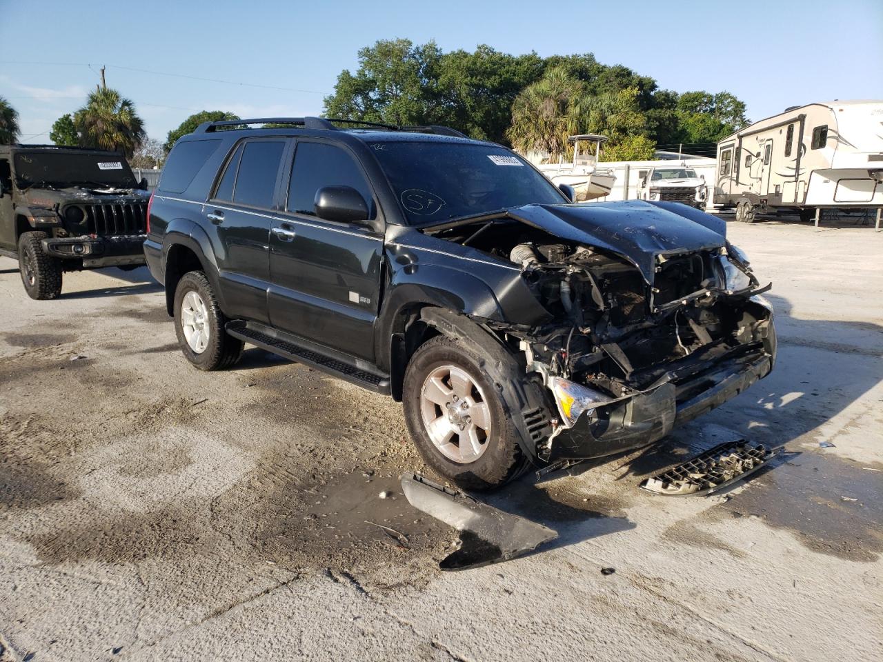 TOYOTA 4RUNNER SR 2008 with VIN JTEZU14R18K004550 - Photo from auction