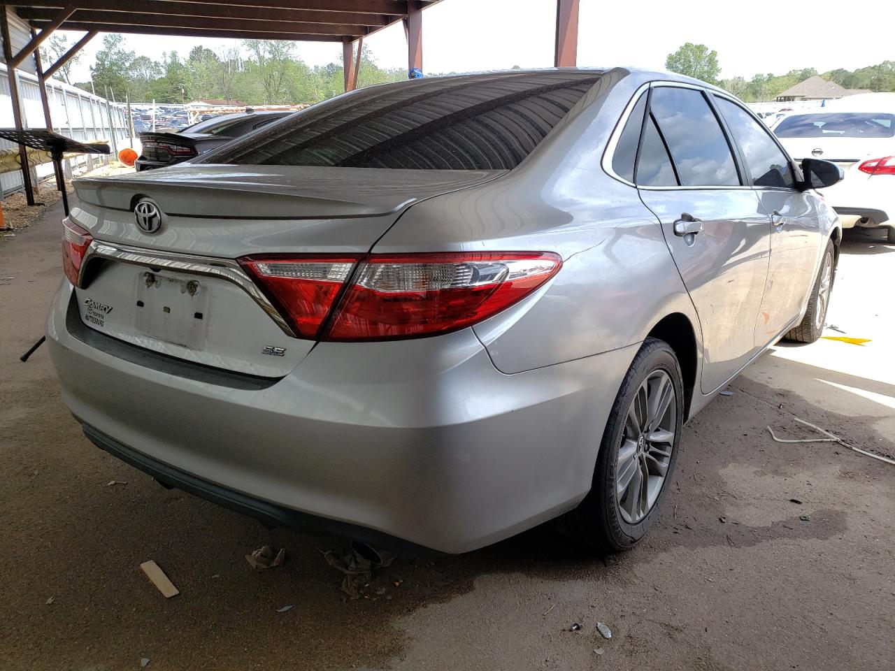 Photo 16 from auction – 2015 TOYOTA CAMRY LE with VIN 4T1BF1FK7FU044337