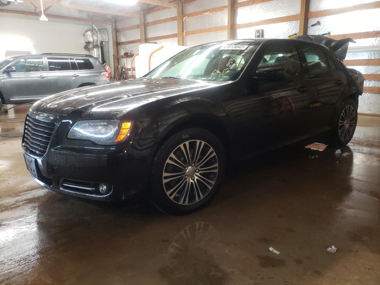 Photo 2 from auction – 2013 CHRYSLER 300 S with VIN 2C3CCAGG3DH703854