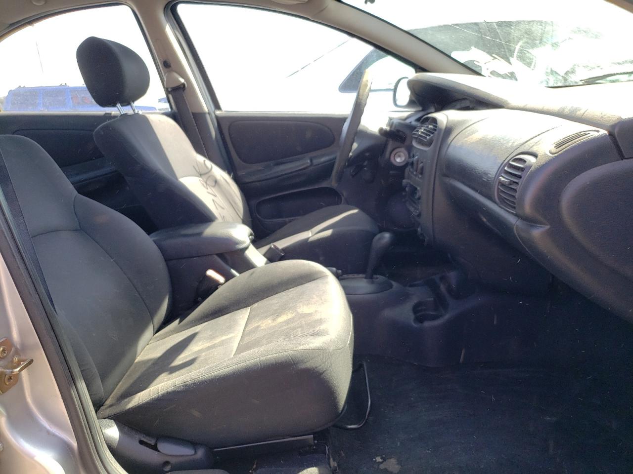 Photo 5 from auction – 2003 DODGE NEON SE with VIN 1B3ES26C53D262205