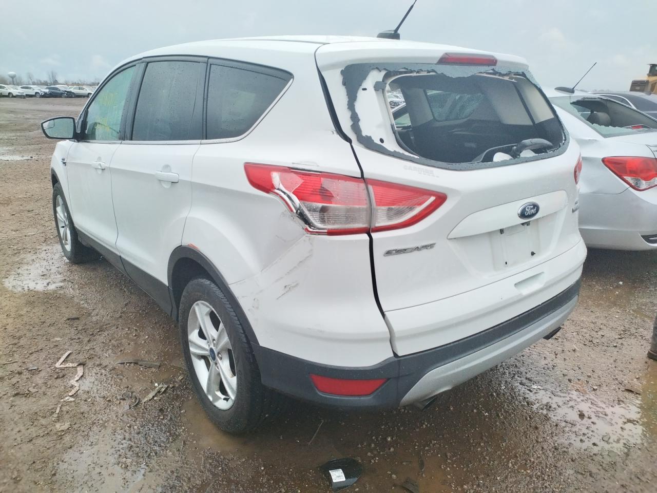 Photo 3 from auction – 2016 FORD ESCAPE SE with VIN 1FMCU0G93GUB48552