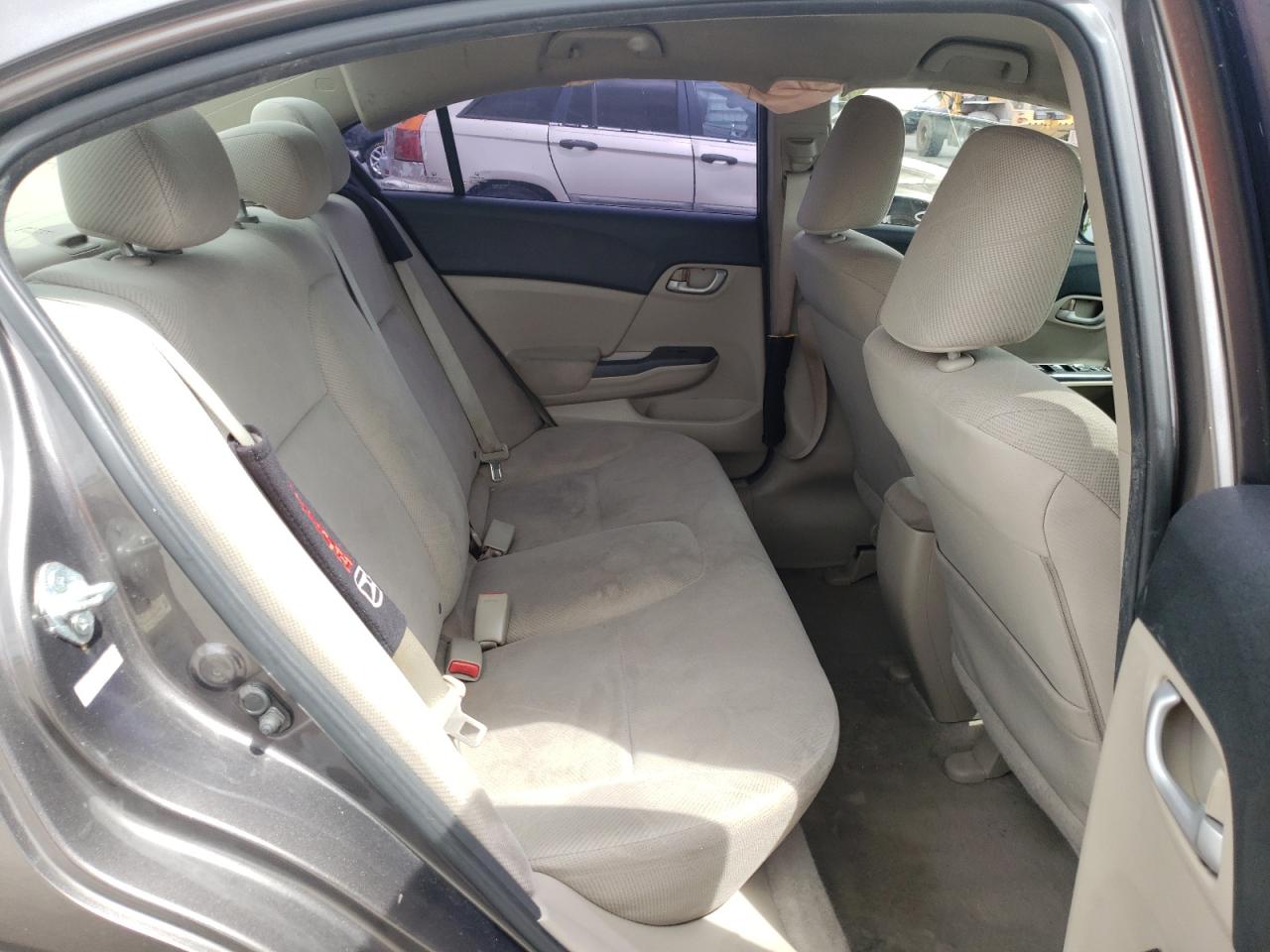 Photo 6 from auction – 2012 HONDA CIVIC LX with VIN 19XFB2F57CE036833