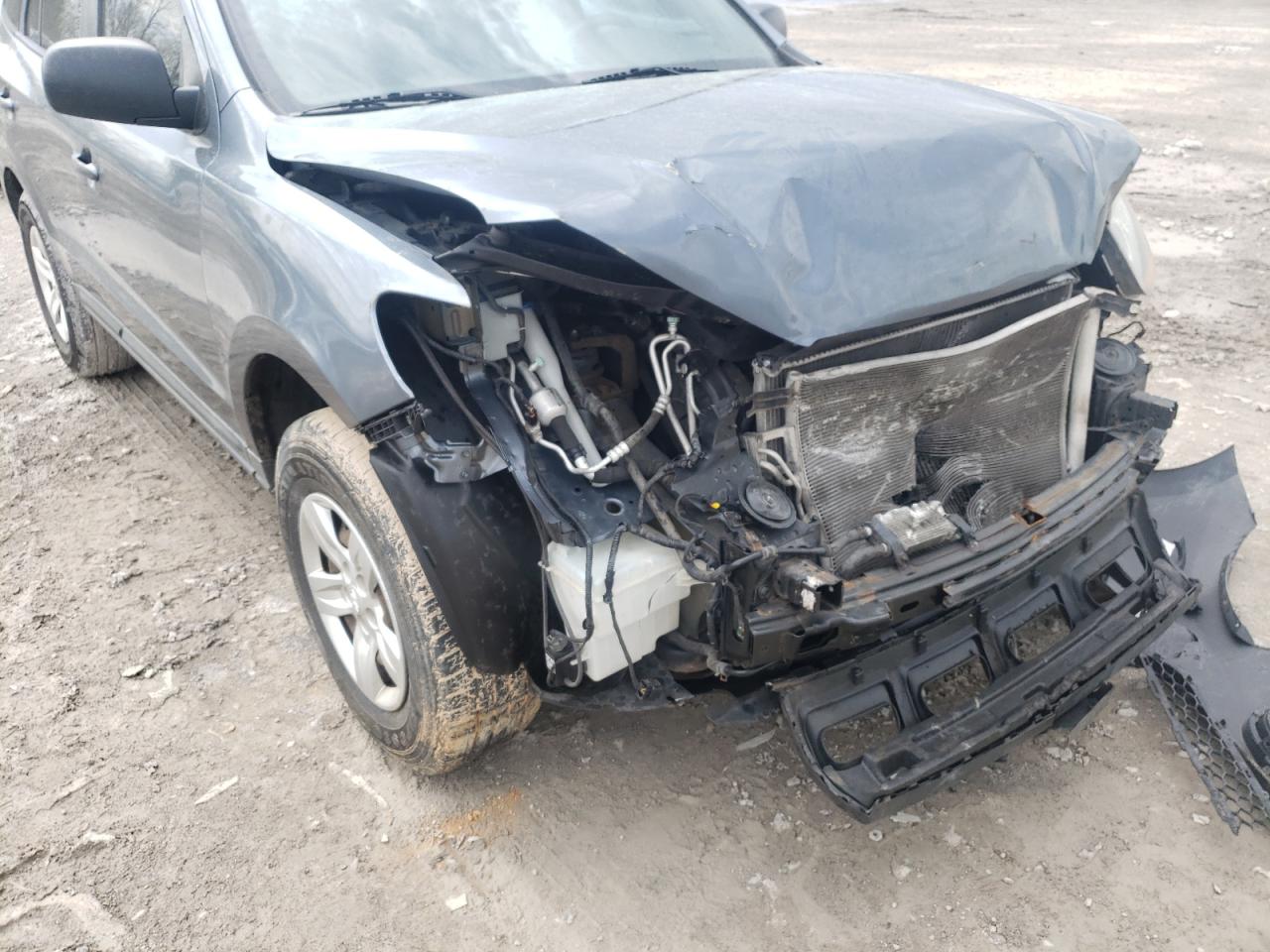 Photo 9 from auction – 2009 HYUNDAI SANTA FE G with VIN 5NMSG13D99H311741