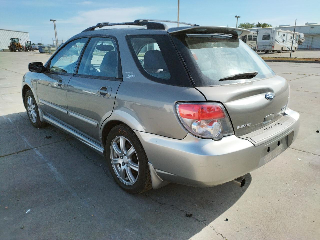 Photo 3 from auction – 2006 SUBARU IMPREZA OU with VIN JF1GG68666H801330