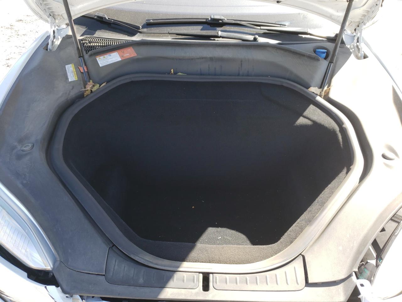 Photo 7 from auction – 2016 TESLA MODEL S with VIN 5YJSA1E28GF132389
